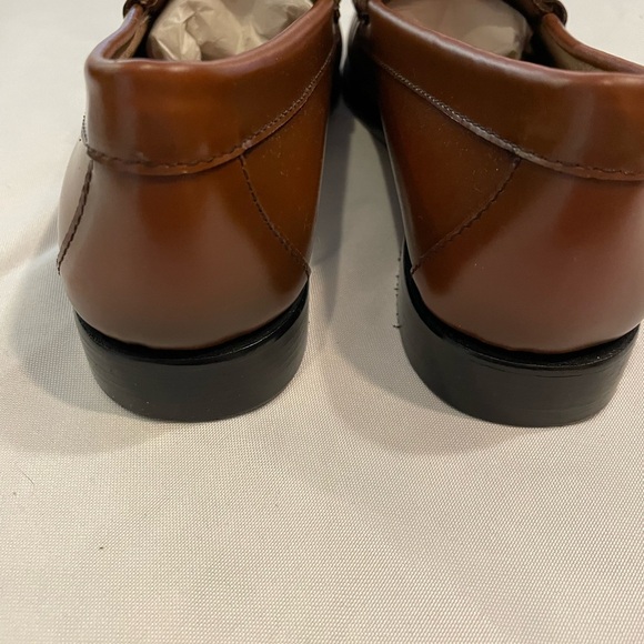 Brand New! GH Bass Women’s Whitney Weejuns Loafers Size 9.5 - Picture 3 of 8